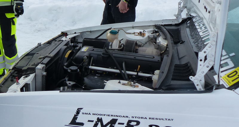 Illustration for article titled Sweden's 'Speed Weekend On Ice' Is Where Sanity Goes To Die And Axles Go To Break